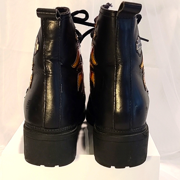 Harley-Davidson Women's Black and Orange Flame Boots - Picture 6 of 9